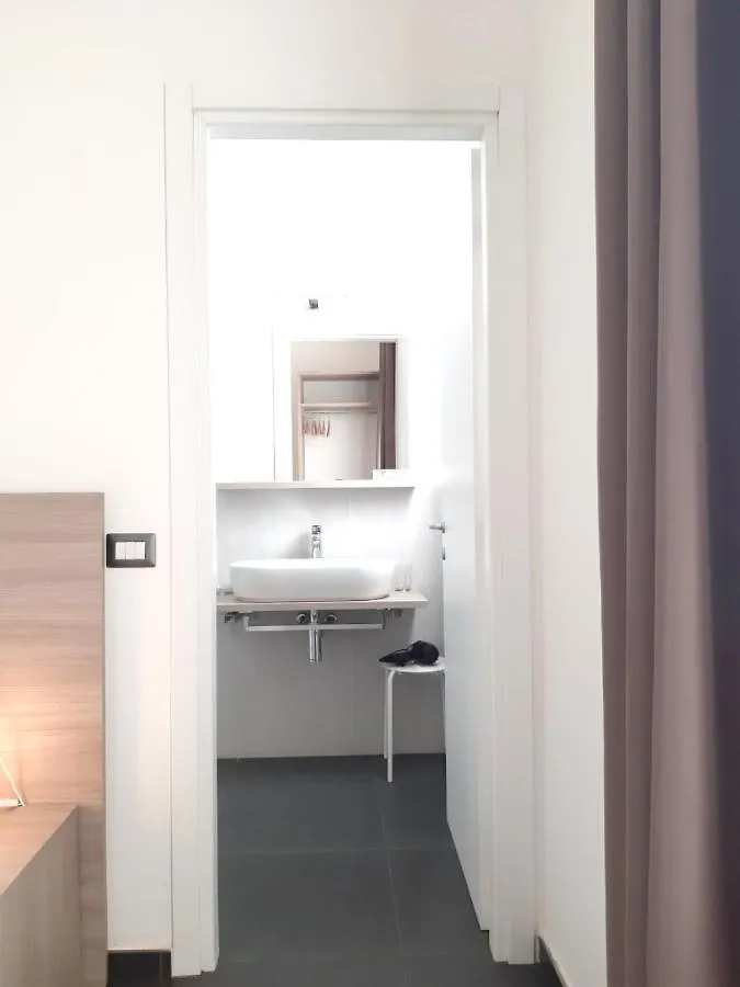 RipamontiBnB Milano 0*,  Italia
